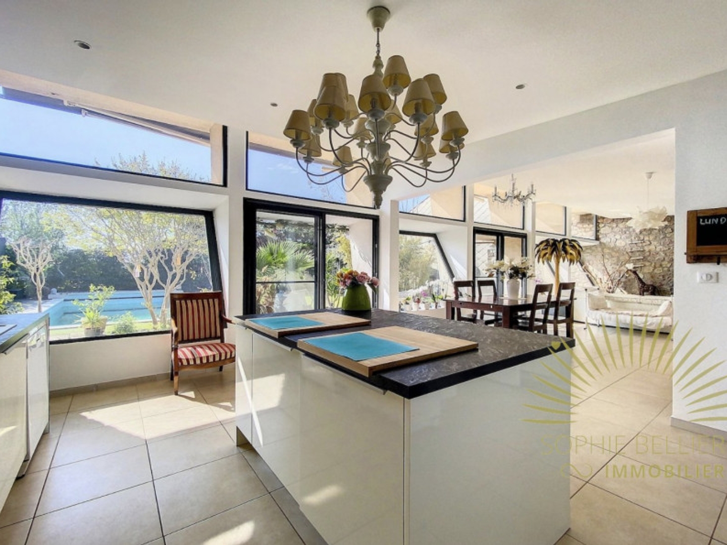 Maison à vendre - 8 pièces - 240m2 - Béziers (34500)