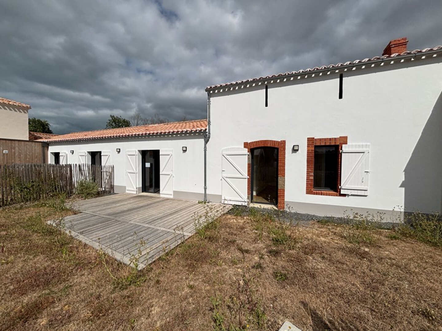 Maison à vendre - 3 pièces - 73m2 - Saint-Gilles-Croi... (85800)