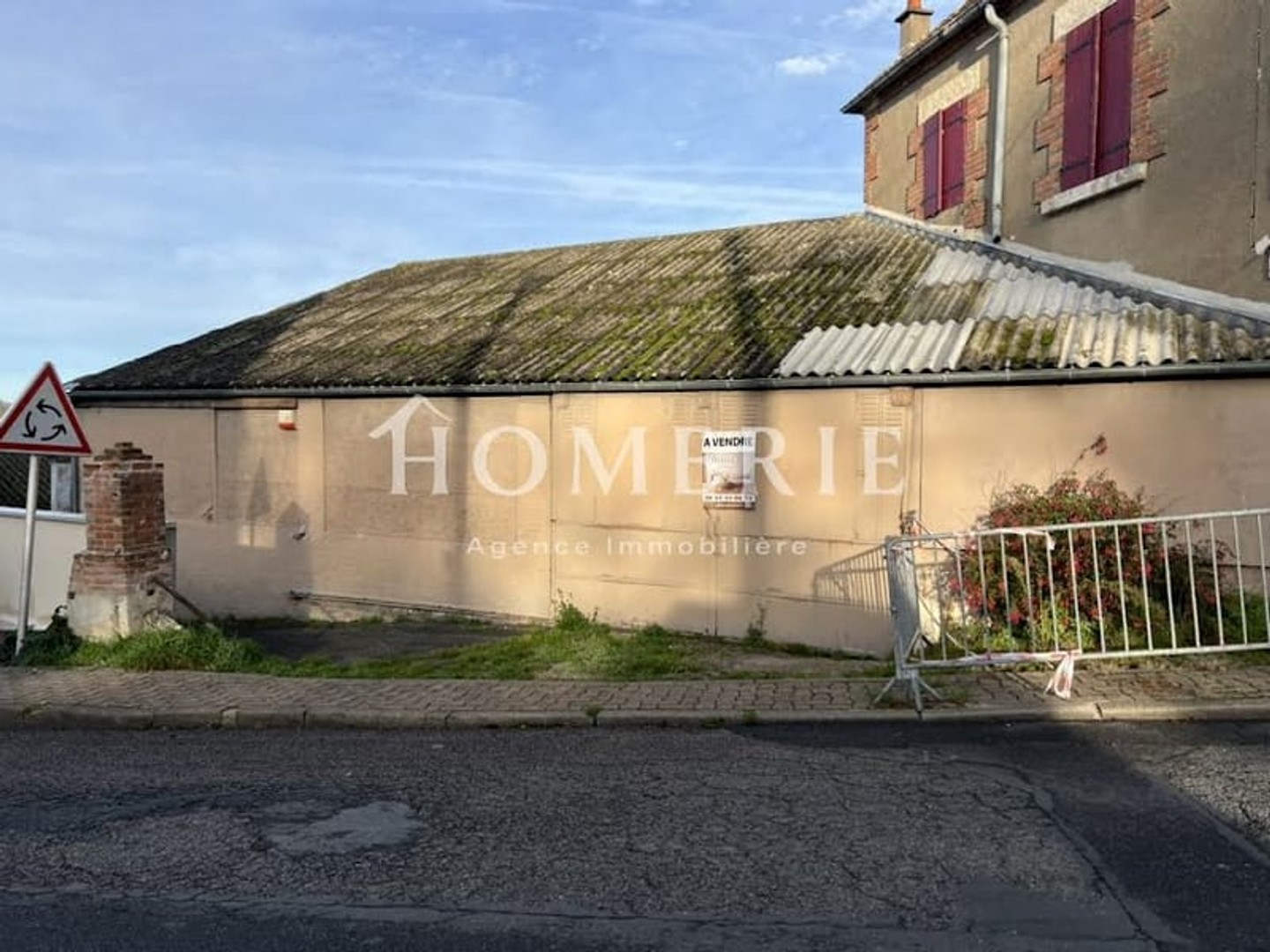 Parking/Garage/Box 175 m²