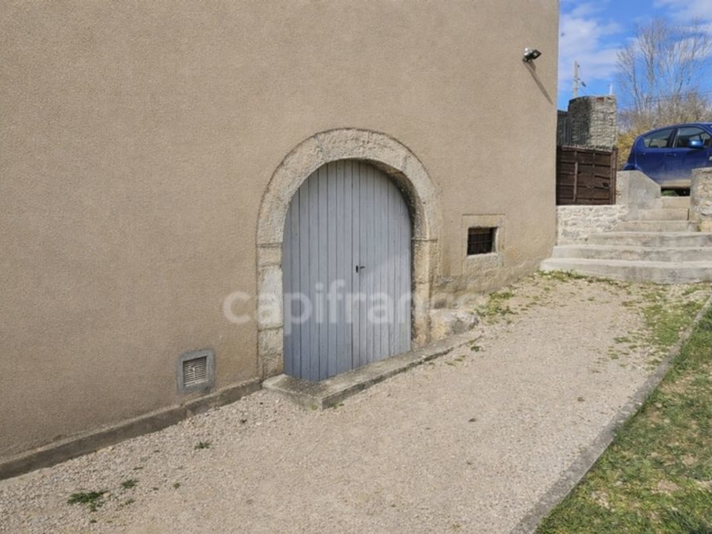 Parking / garage / box à vendre - 68m2 - Mouchard (39330)