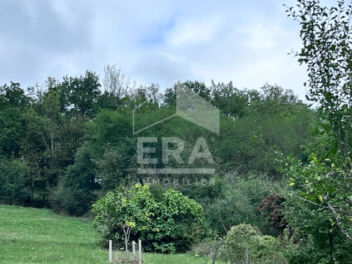 Terrain 1500 m²