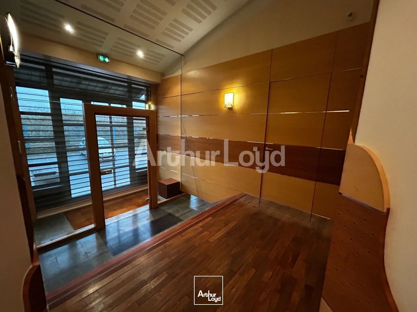 Immeuble à vendre - 2634m2 - Tourcoing (59200)