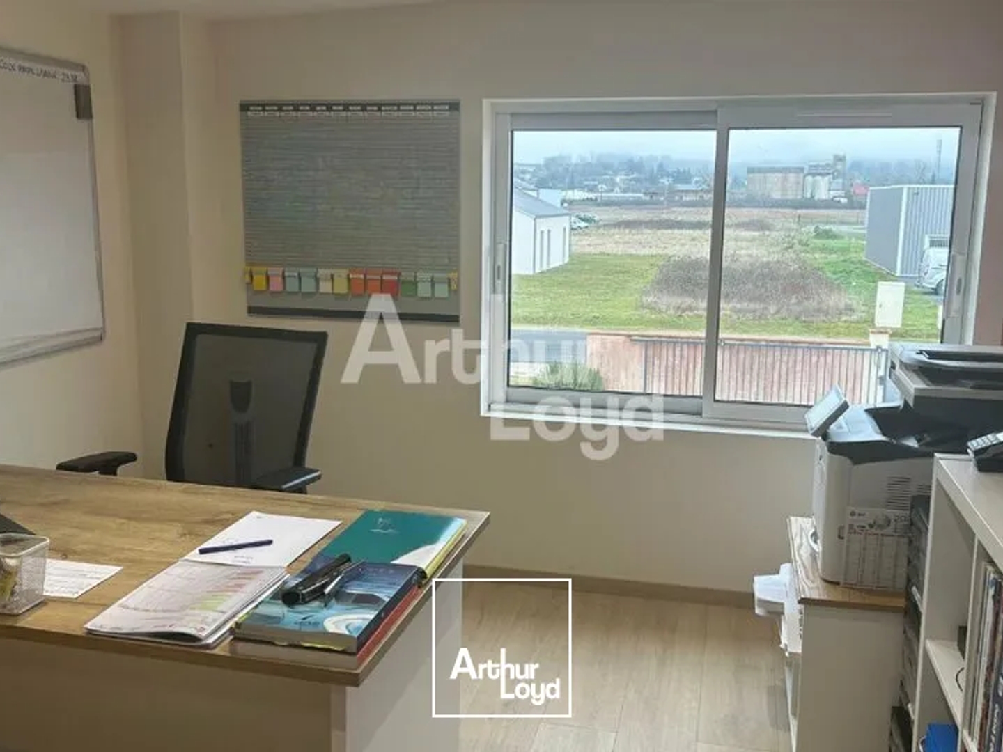 Locaux à vendre - 210m2 - Noyers-Sur-Cher (41140)