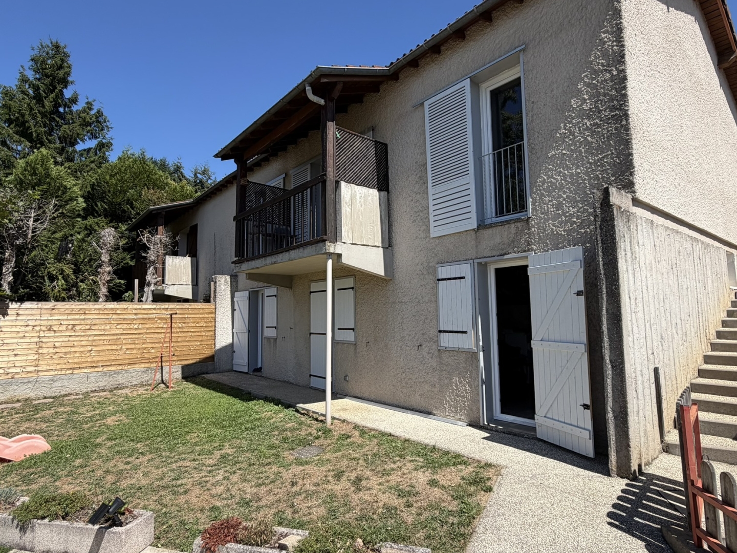 Maison à vendre - 6 pièces - 110m2 - Thizy-Les-Bourgs (69240)