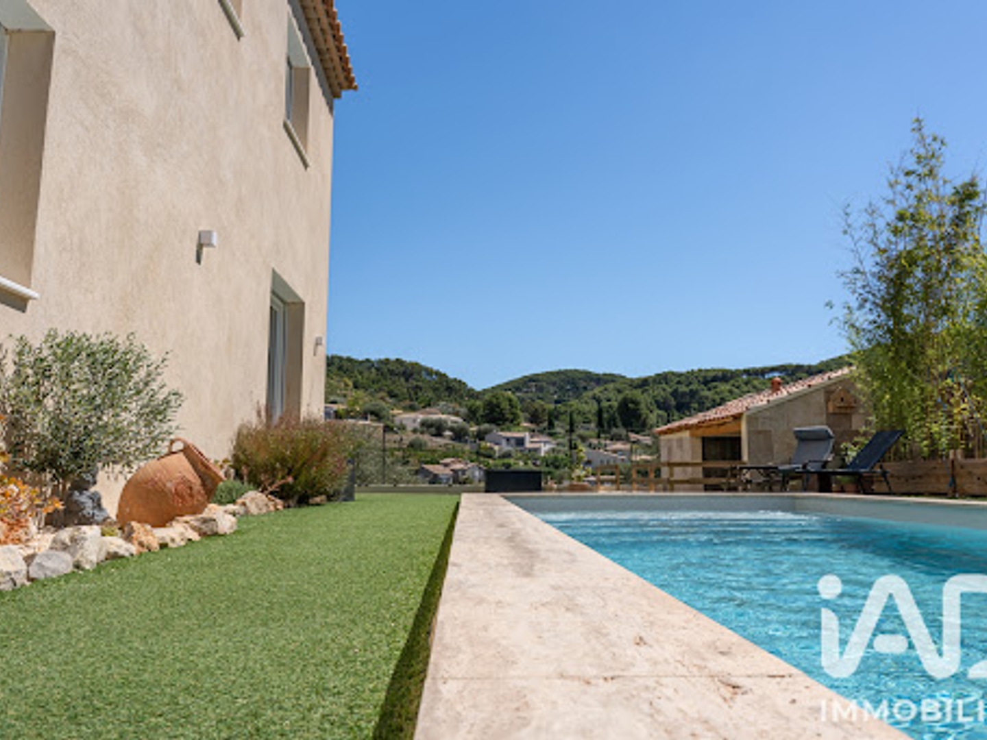 Maison à vendre - 6 pièces - 136m2 - Le Castellet (83330)