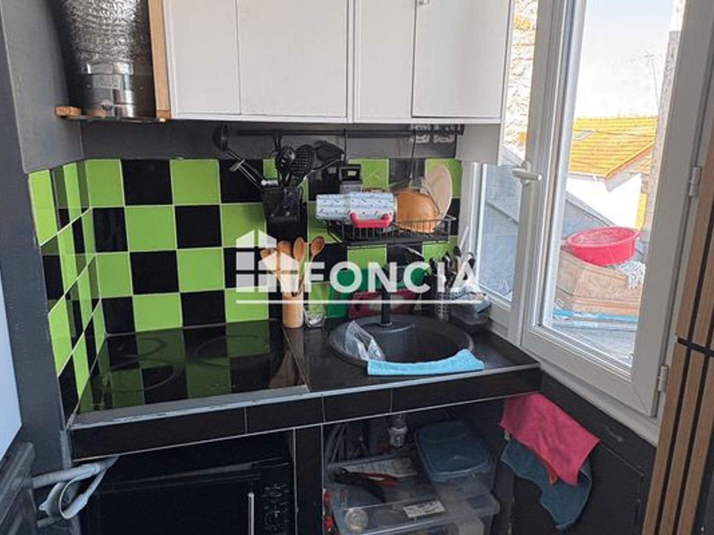 Appartement à vendre - 2 pièces - 21m2 - Villeneuve-Saint-... (94190)