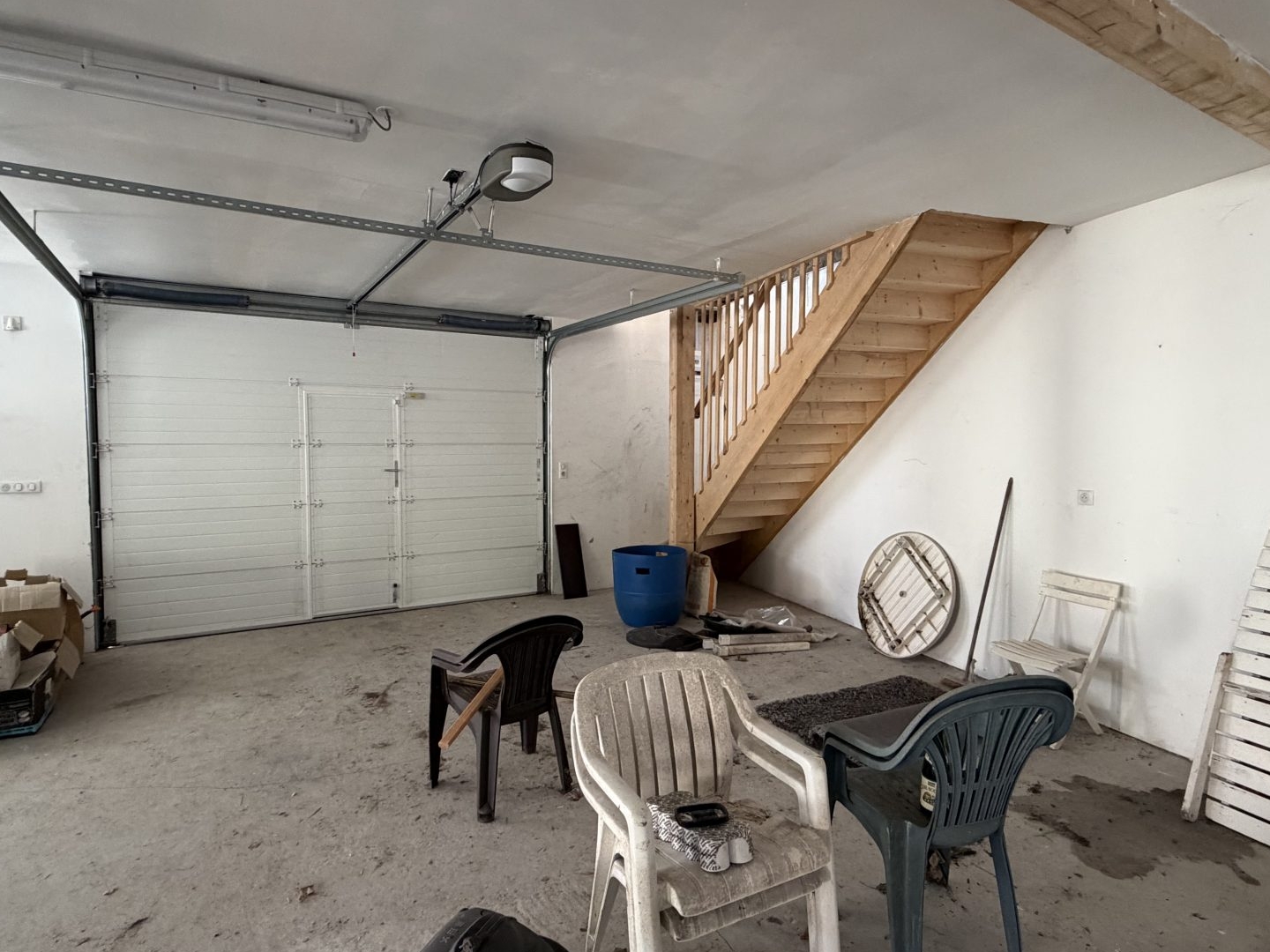 Maison à vendre - 2 pièces - 210m2 - Fix-Saint-Geneys (43320)