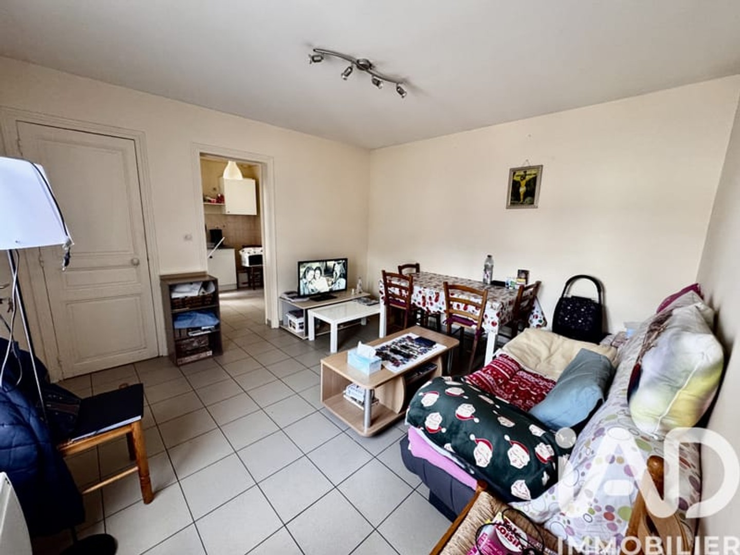 Maison à vendre - 2 pièces - 111m2 - Montereau-Fault-Y... (77130)