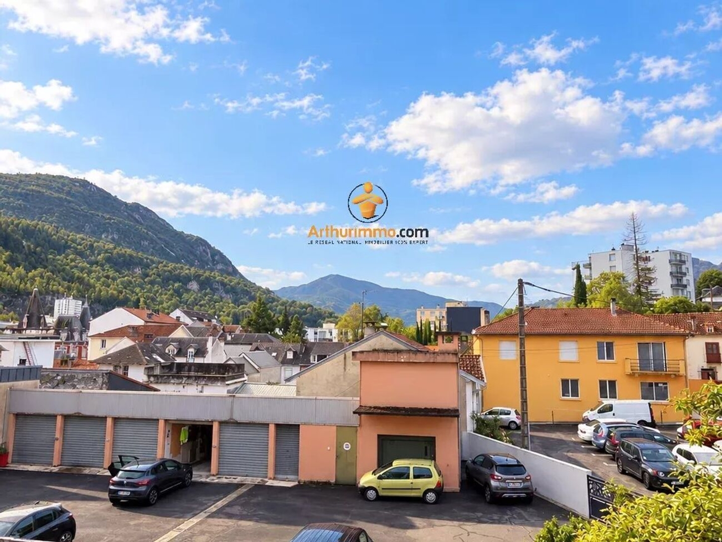 Immeuble à vendre - 9 pièces - 276m2 - Lourdes (65100)