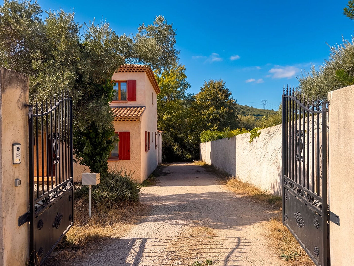 Maison à vendre - 6 pièces - 149m2 - Mimet (13105)
