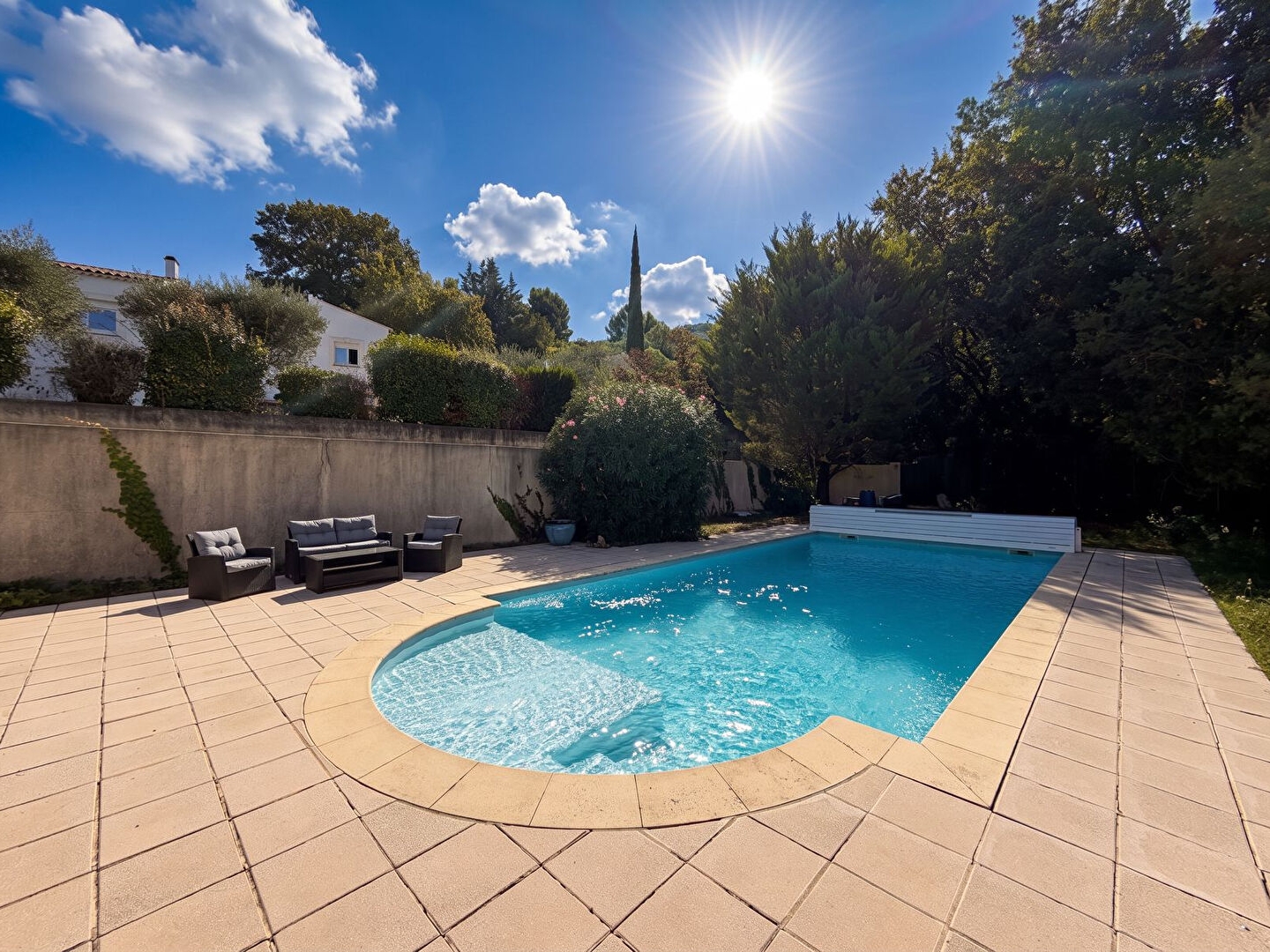 Maison à vendre - 6 pièces - 149m2 - Mimet (13105)
