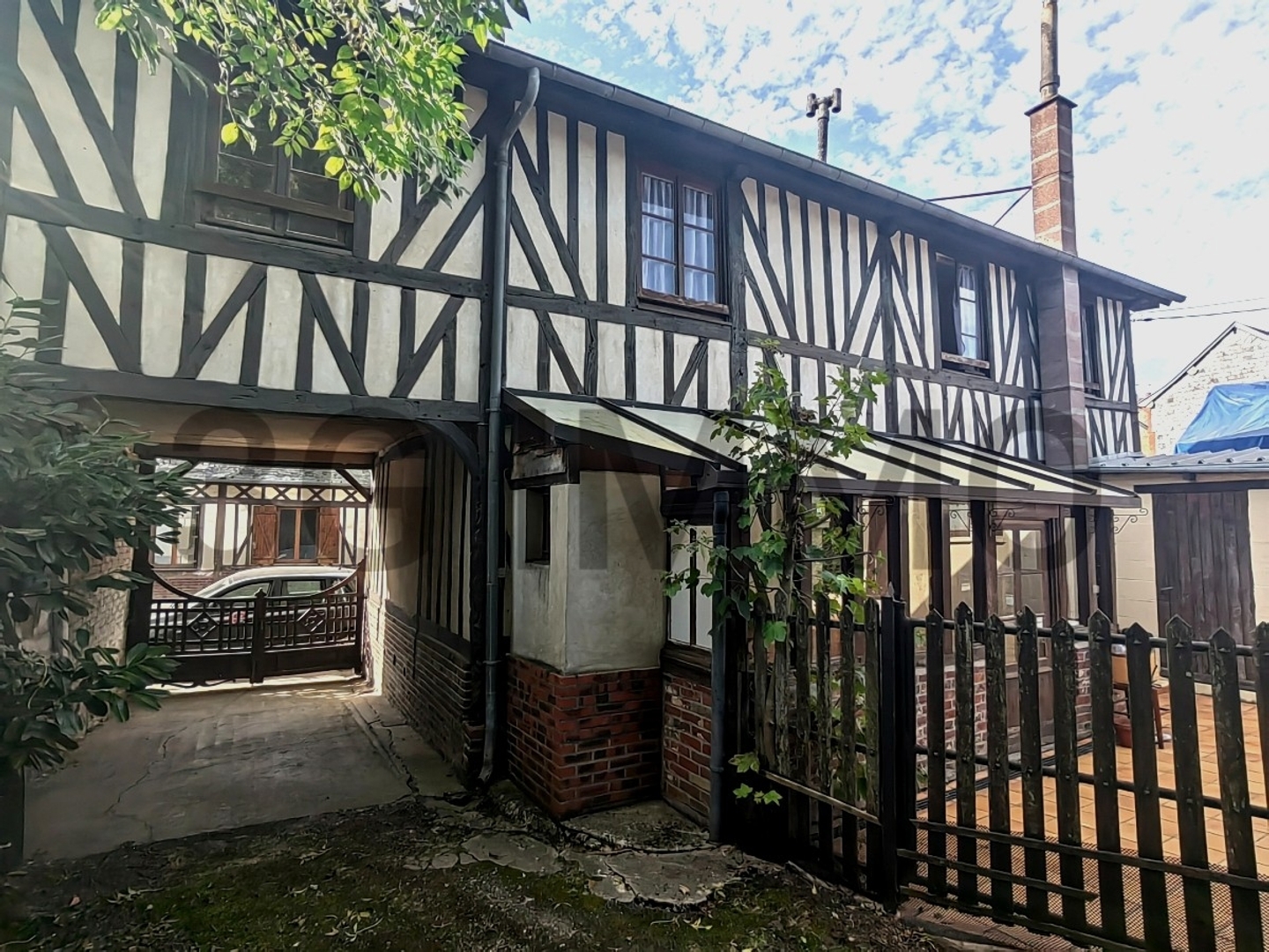 Maison à vendre - 5 pièces - 101m2 - Cormeilles (27260)