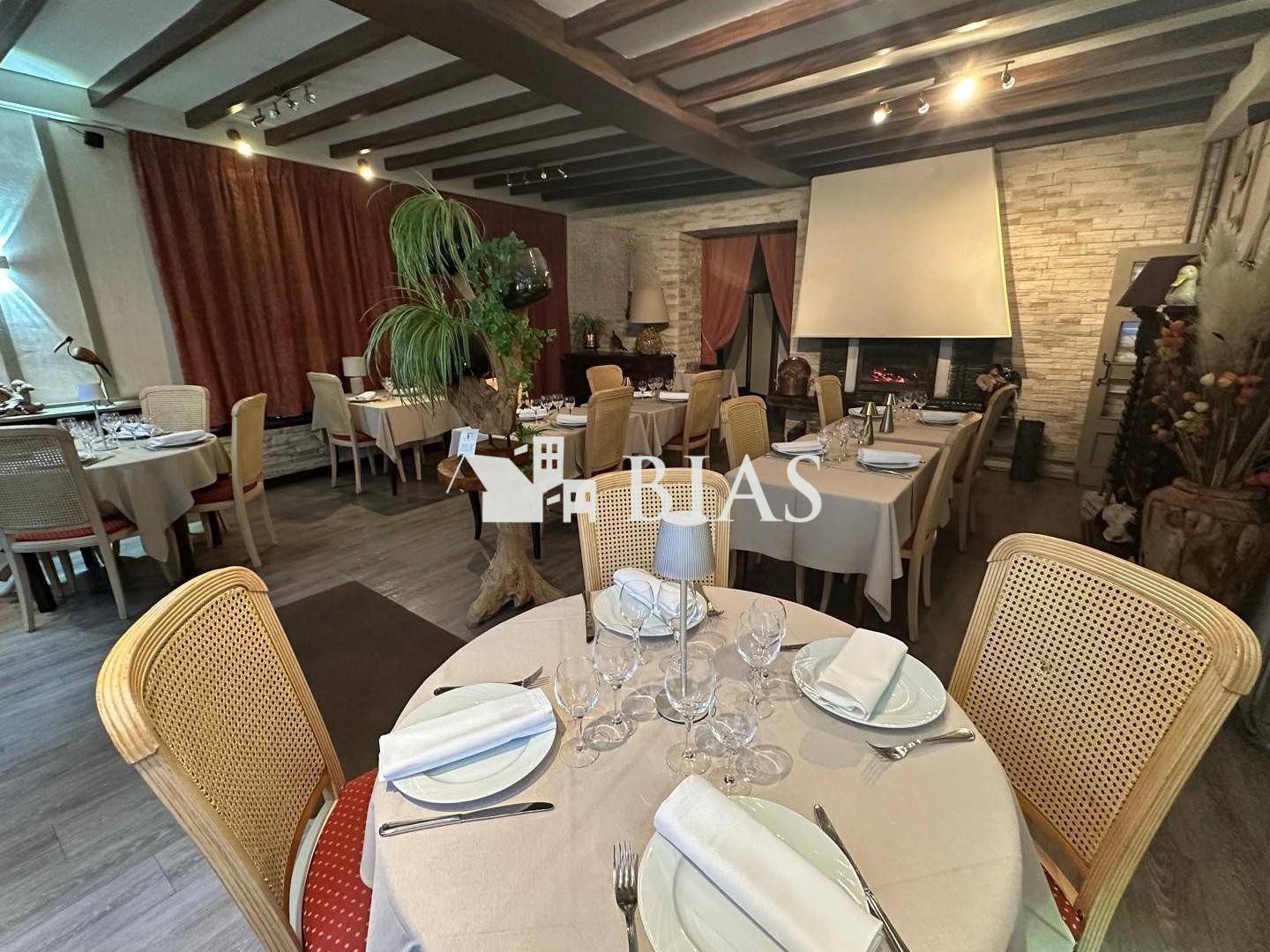 Local commercial 500 m²
