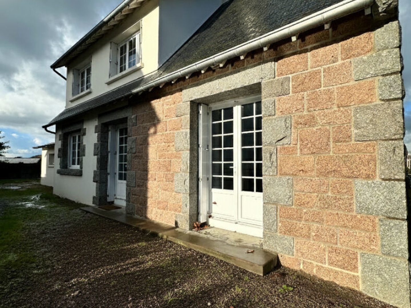IMMEUBLE DE RAPPORT AU COEUR D'HILLION !