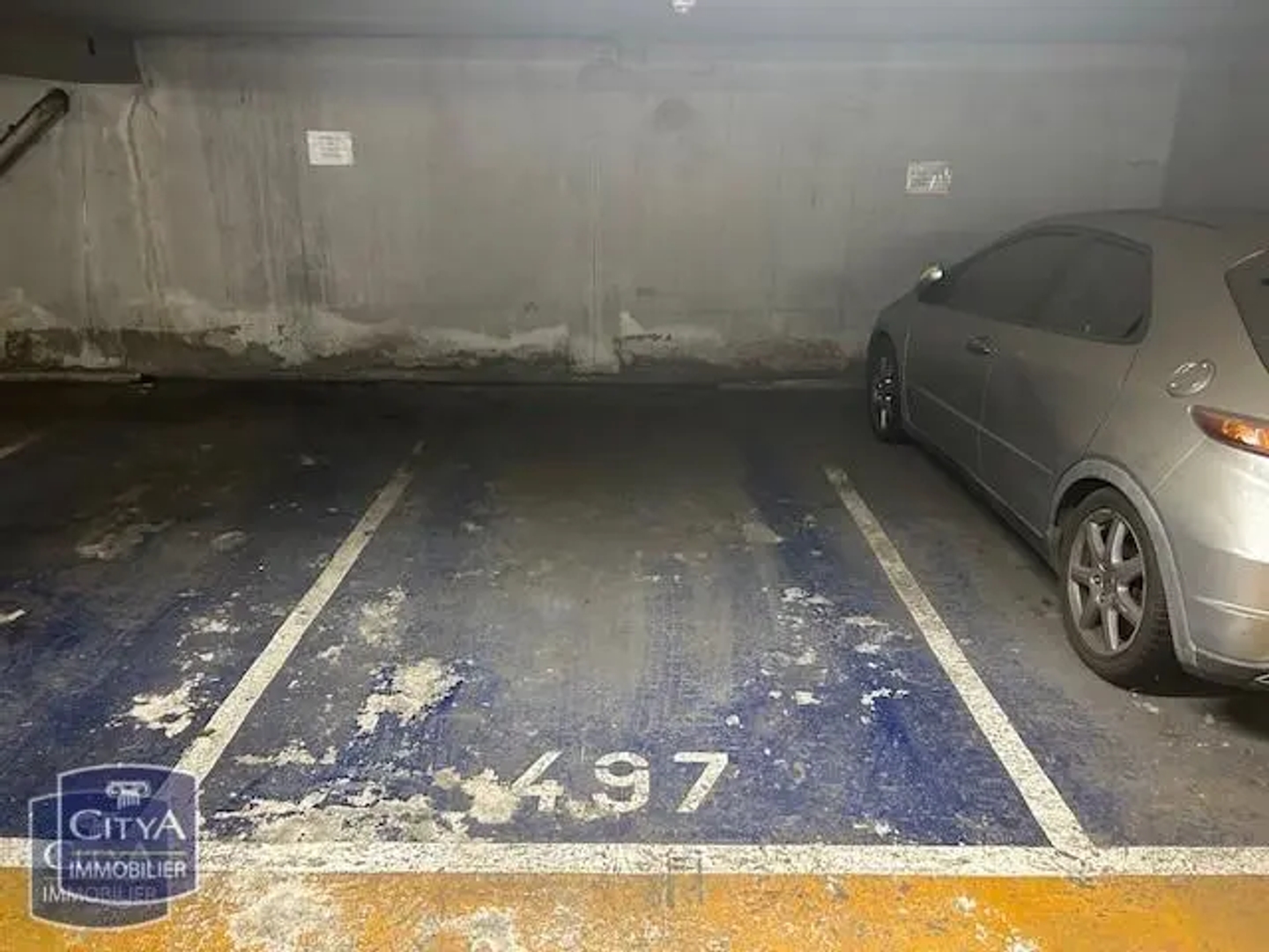Parking / garage / box à vendre - 13m2 - Tours (37000)