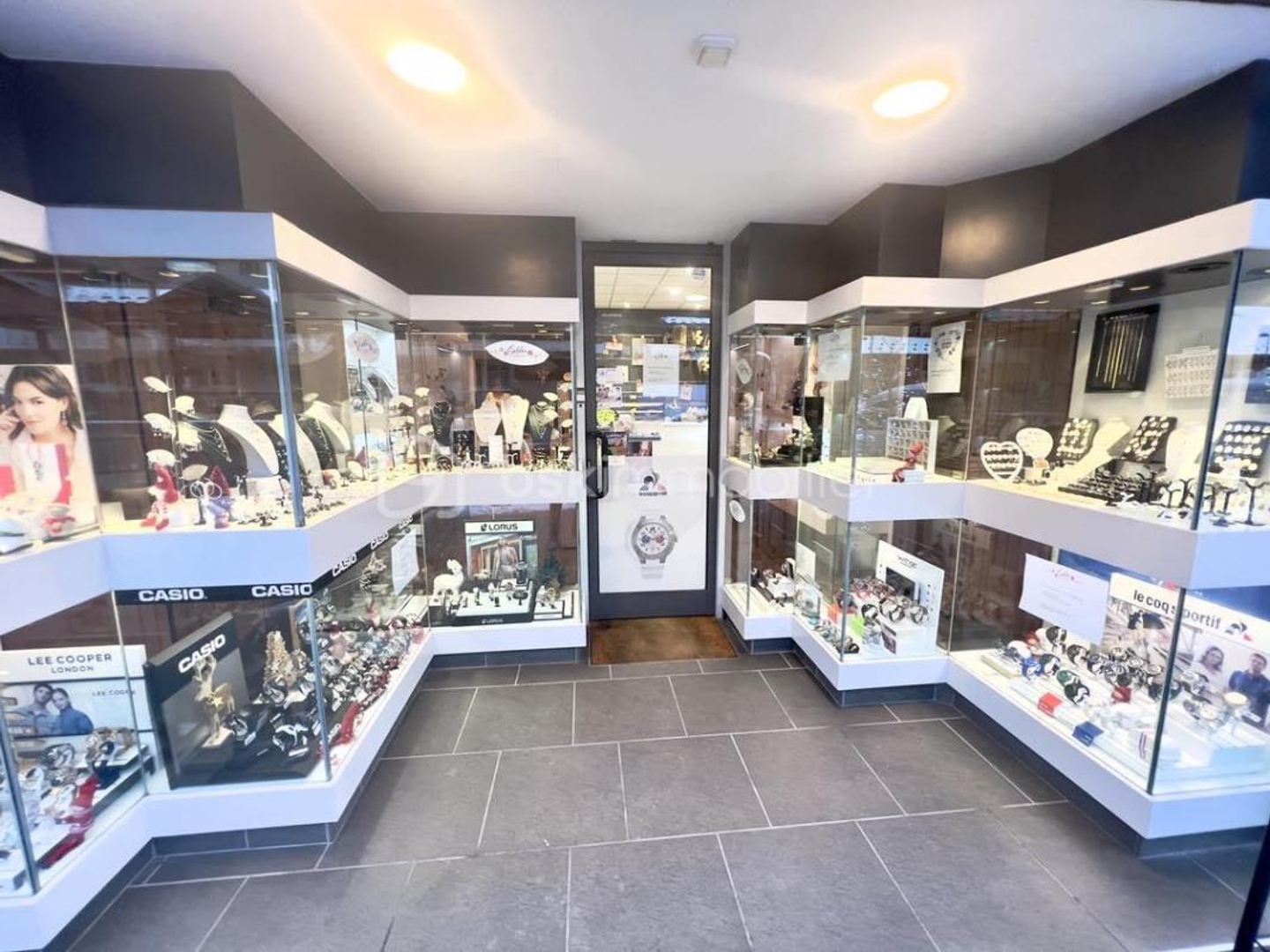 Magasin à vendre - 60m2 - Modane (73500)