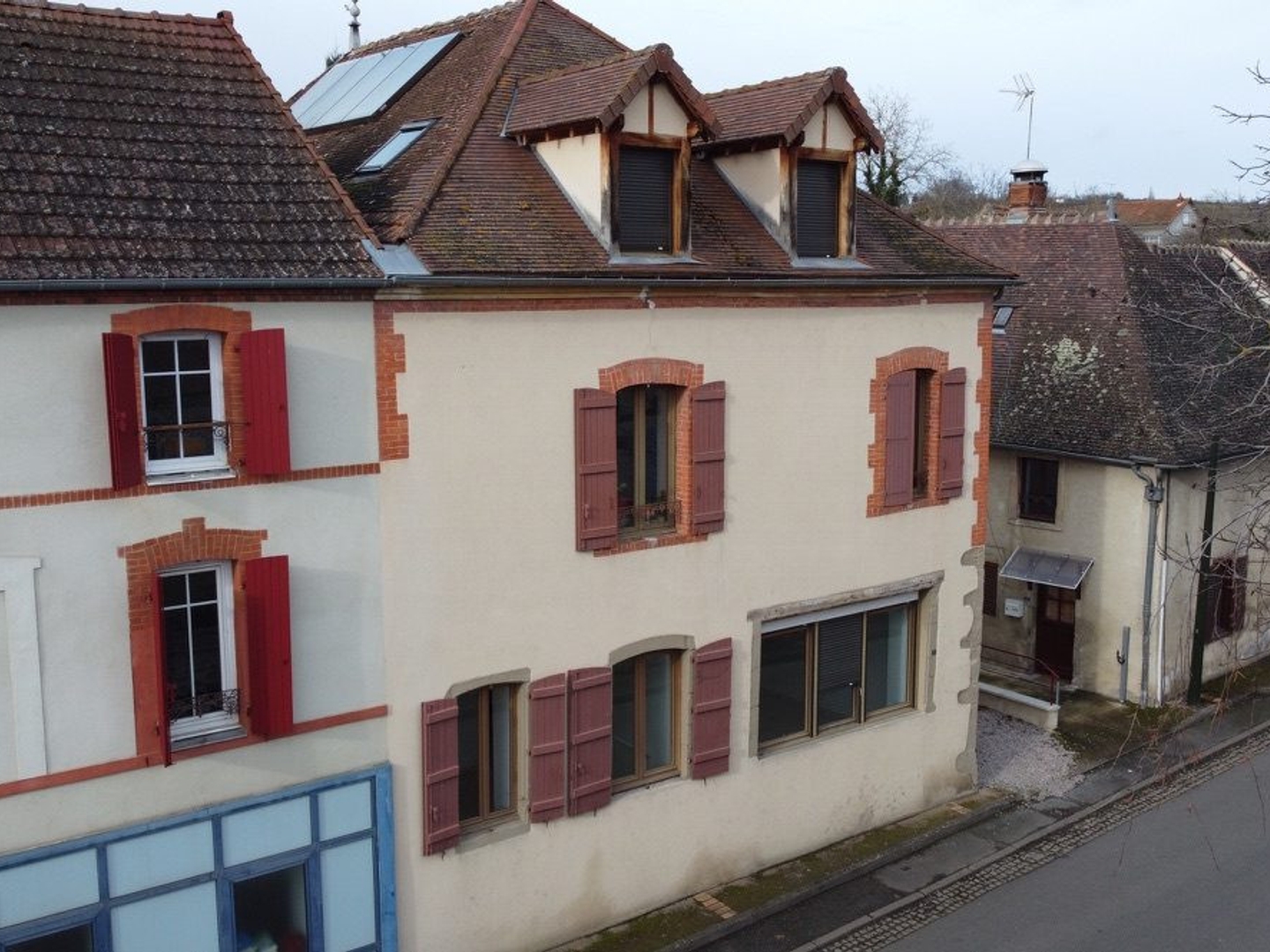 Immeuble à vendre - 307m2 - Bellenaves (03330)