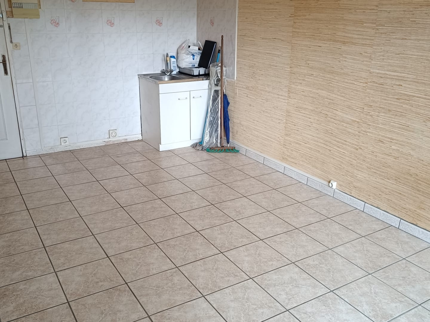 Appartement à vendre - 1 pièce - 16m2 - La Celle-Saint-Cloud (78170)