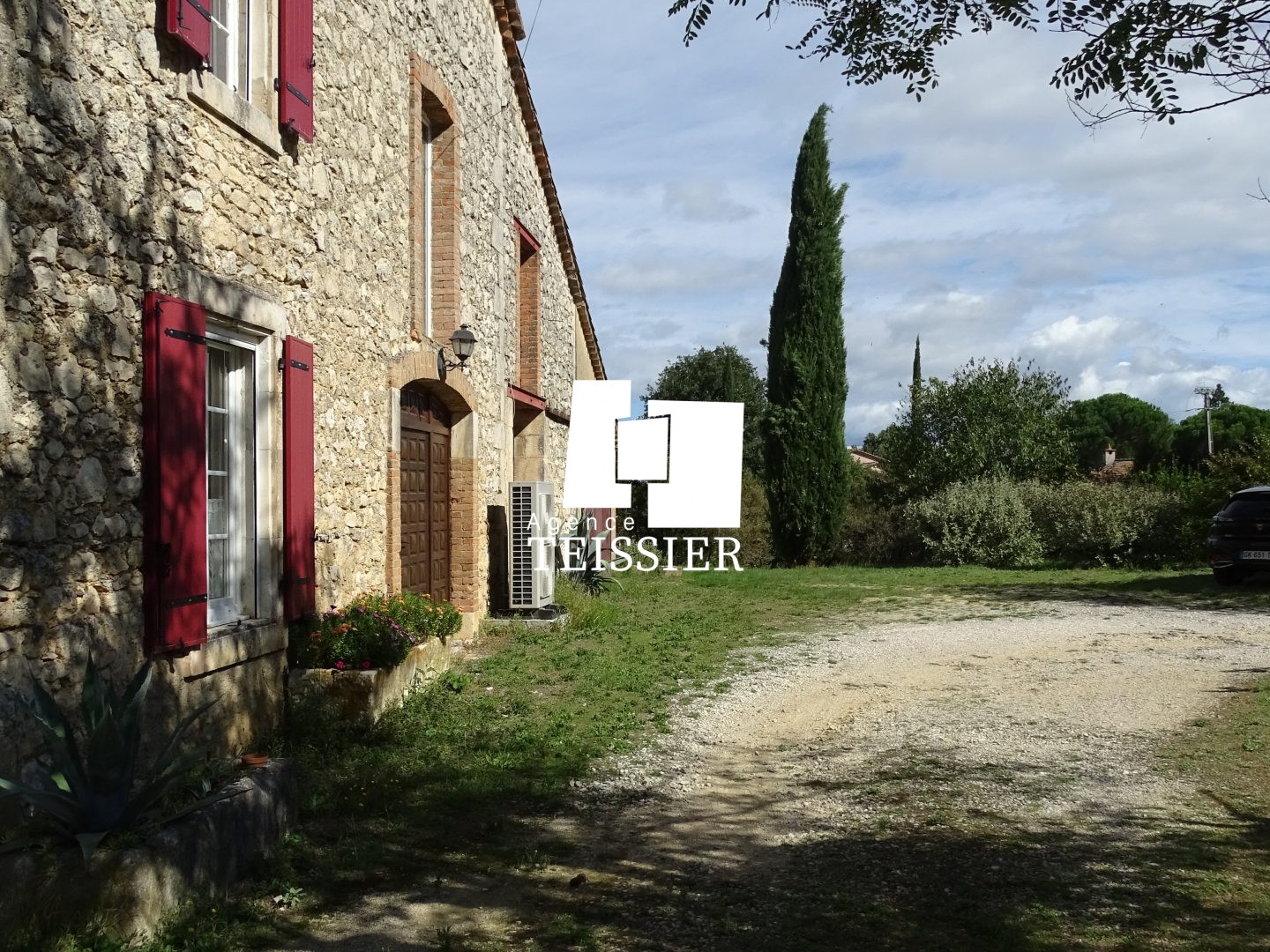 Maison à vendre - 6 pièces - 145m2 - Uzès (30700)