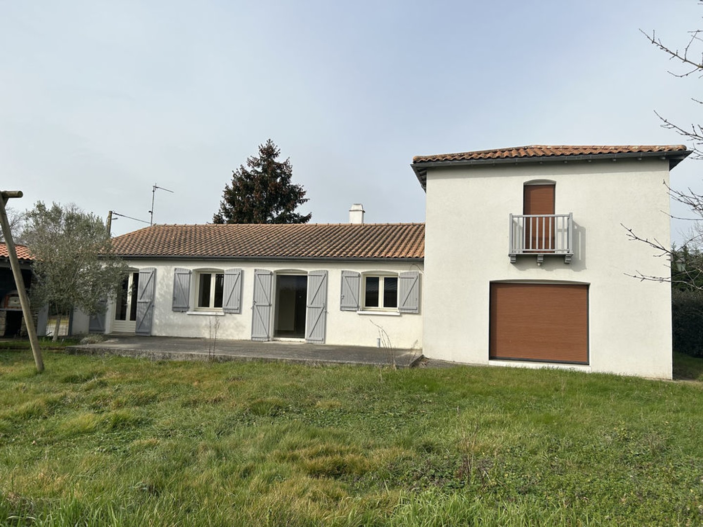Maison à vendre - 7 pièces - 181m2 - Châtillon-Sur-Thouet (79200)