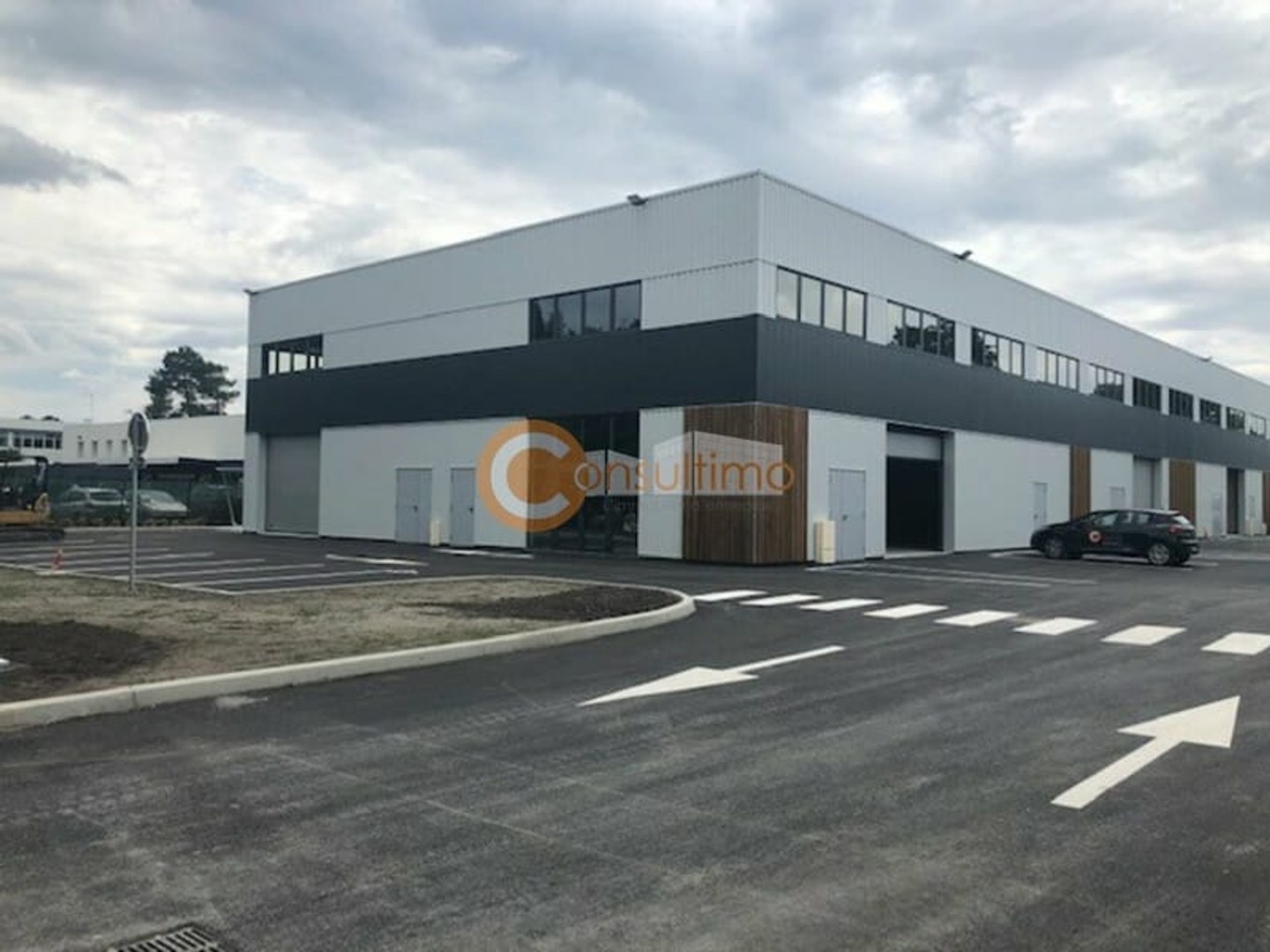 Bureaux 300 m²