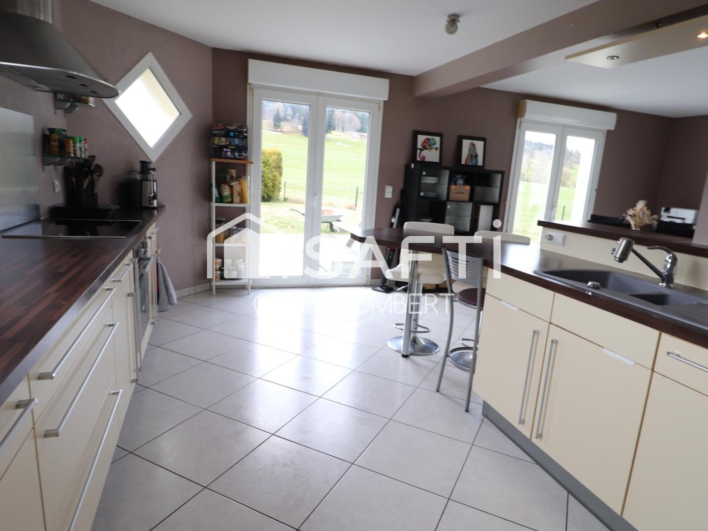 Maison à vendre - 5 pièces - 118m2 - La Chenalotte (25500)