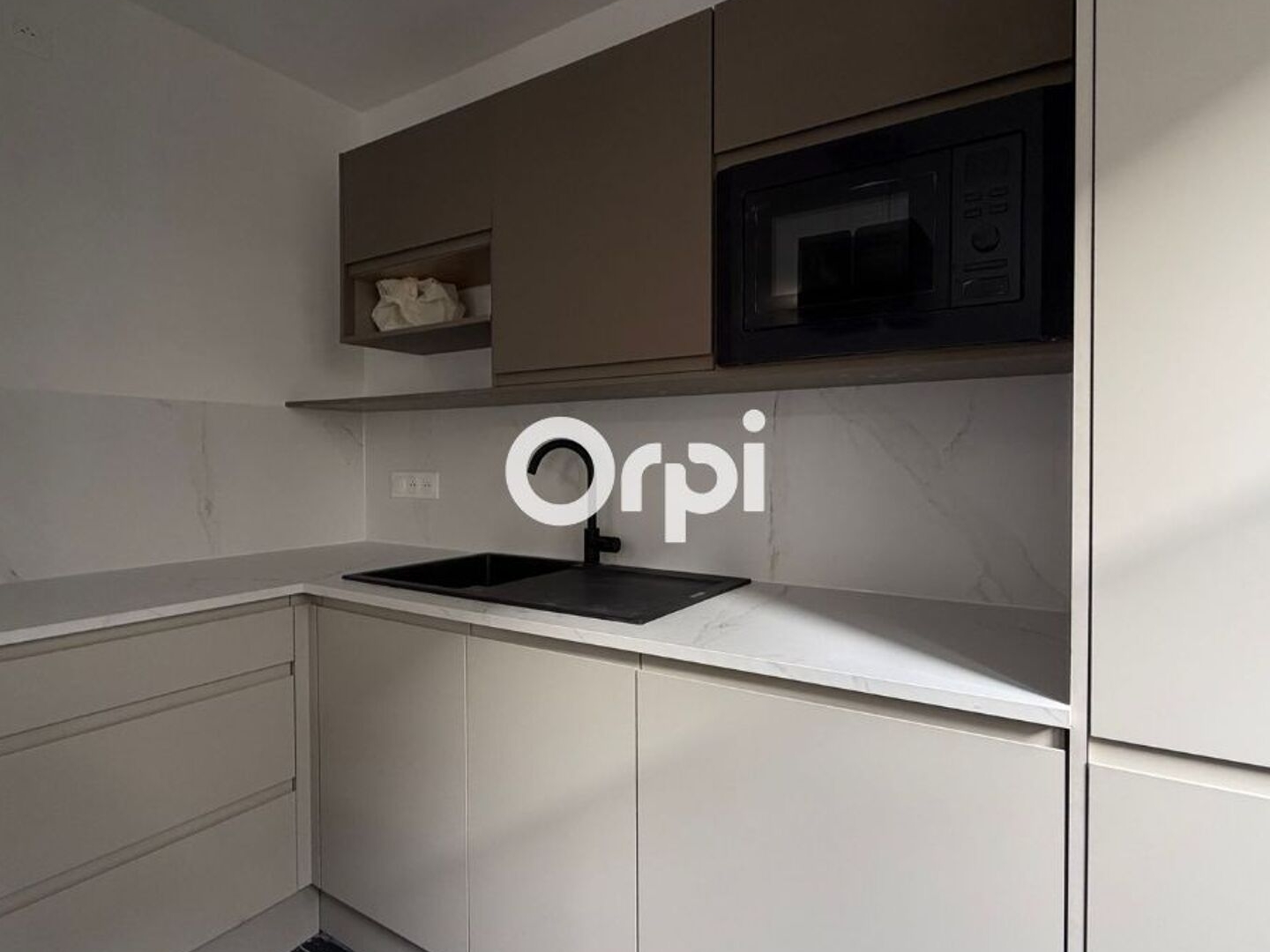Appartement à vendre - 2 pièces - 70m2 - Lille (59000)