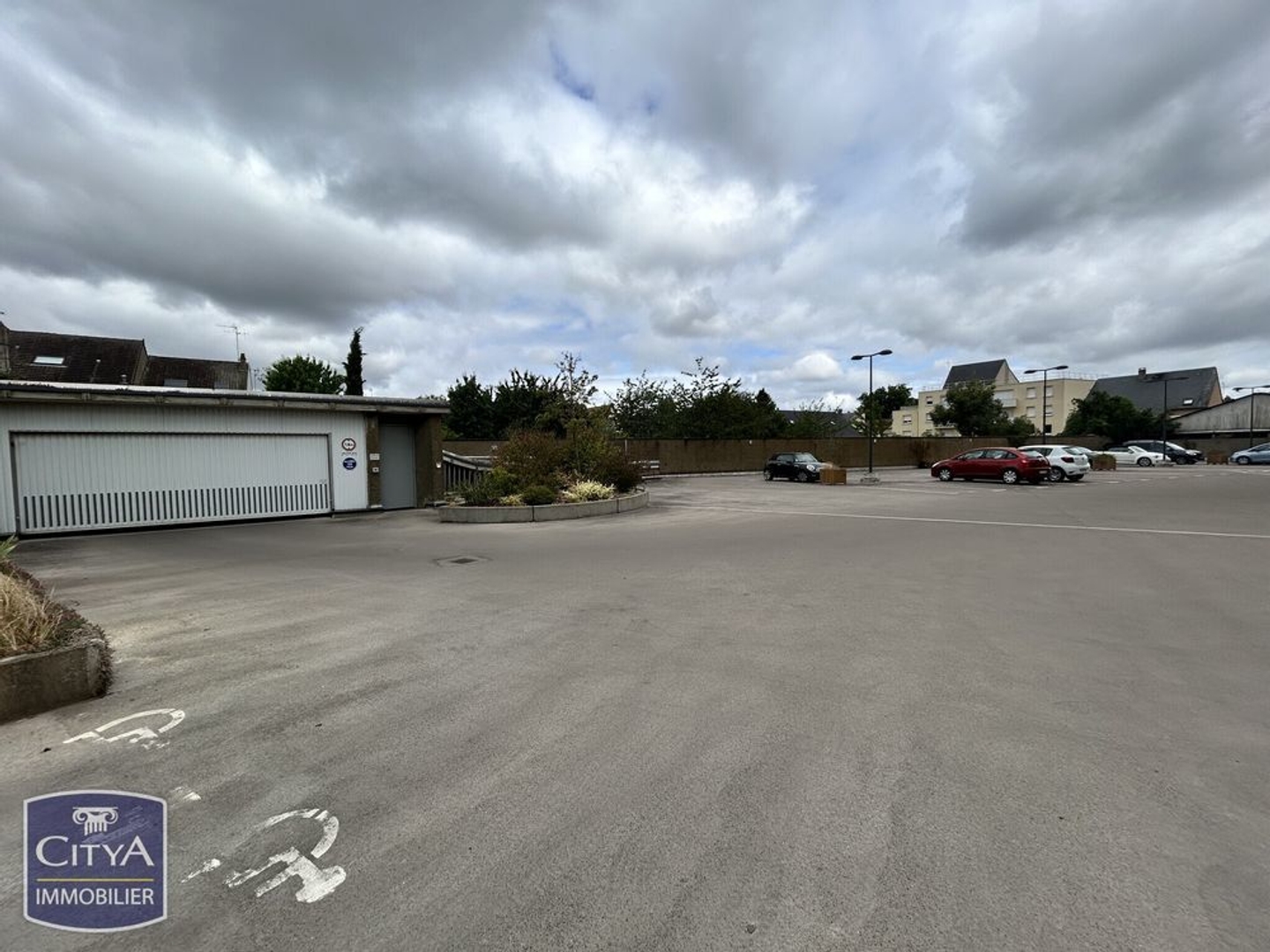 Parking / garage / box à vendre - 15m2 - Le Mans (72000)