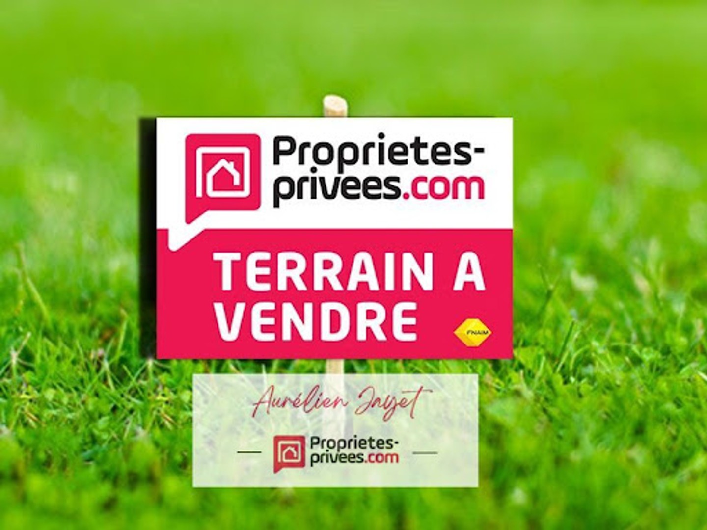 Terrain 940 m²