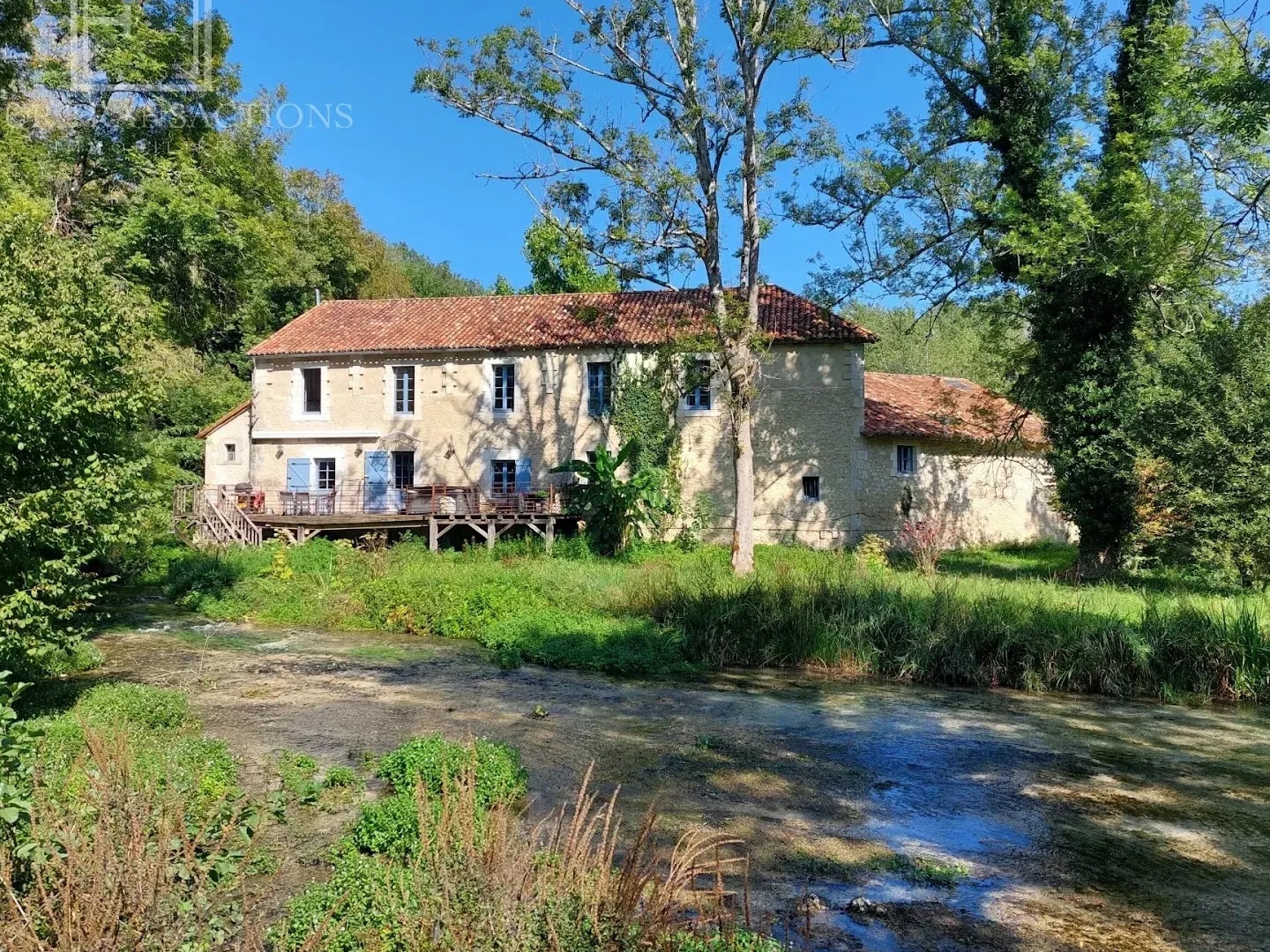 Moulin 10 pièces 330 m²