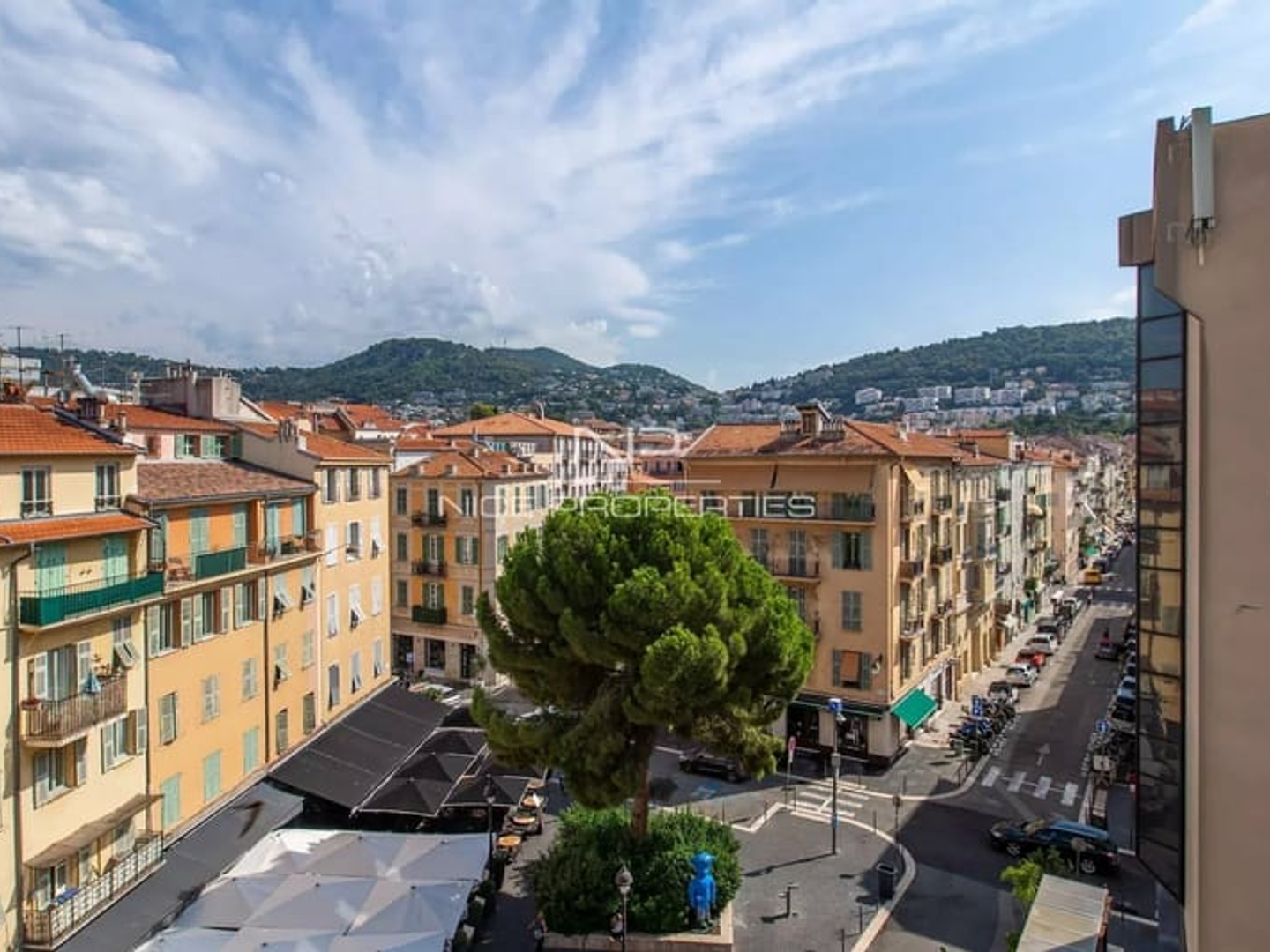 Appartement à vendre - 5 pièces - 138m2 - Nice (06300)