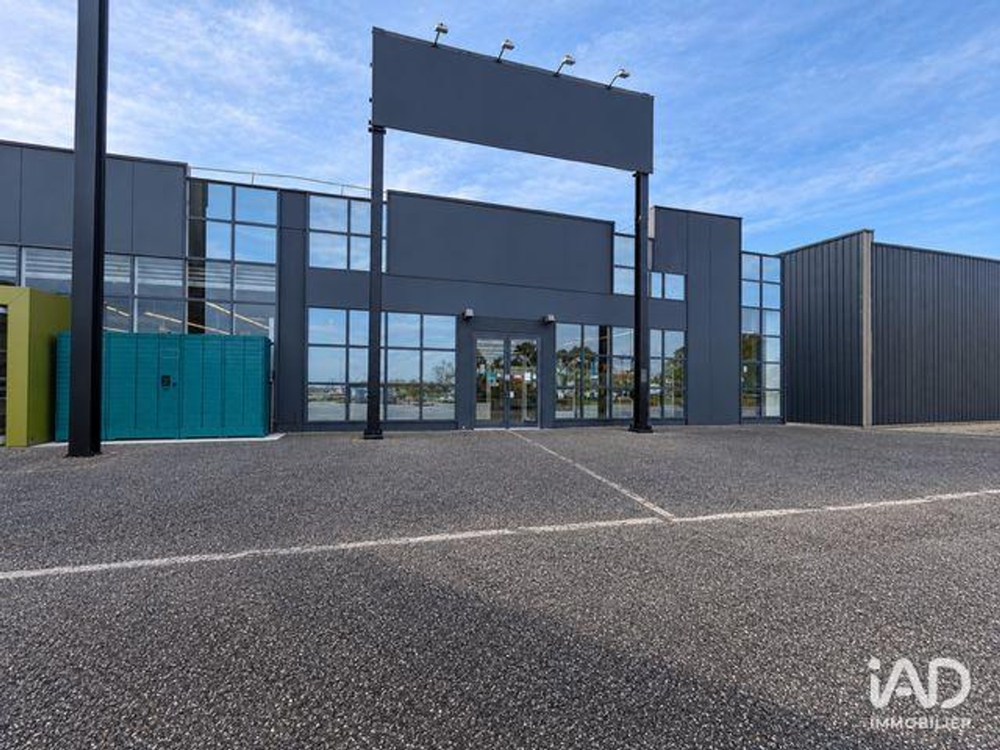 Location Boutique/Local commercial 590 m²
