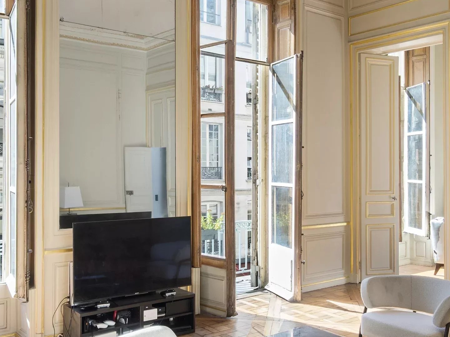 Appartement à vendre - 5 pièces - 157m2 - Paris 9e (75009)