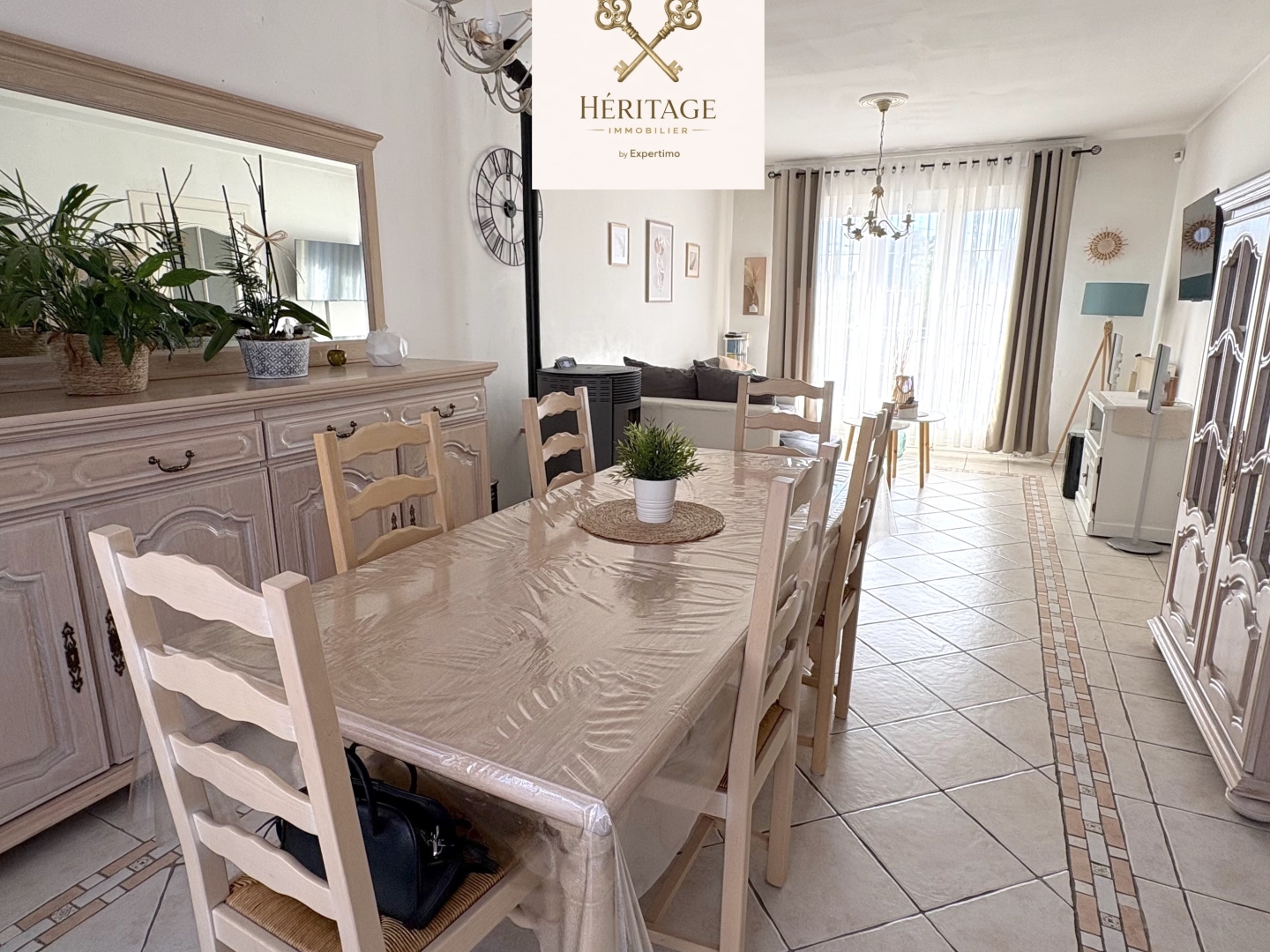 SEMI-INDIVIDUELLE - 93 m² - 3 CHAMBRES + BUREAU - SOUS-SOL COMPLET - GARAGE 2 VOITURES