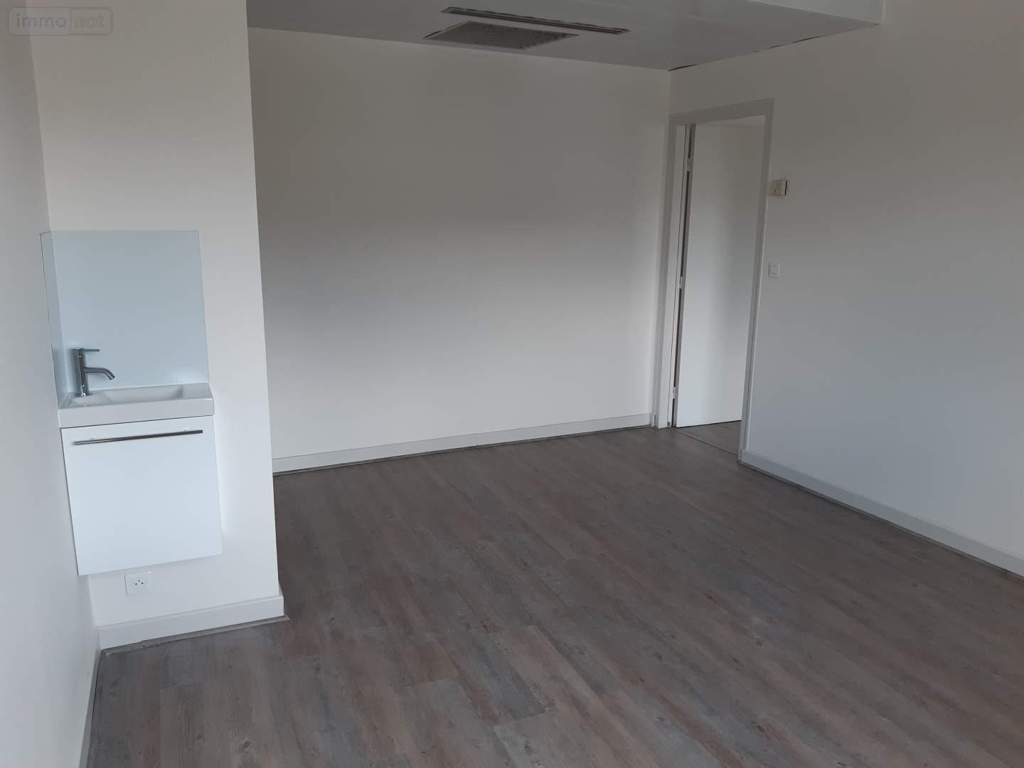 Bureaux à vendre - 3 pièces - 72m2 - Tours (37000)
