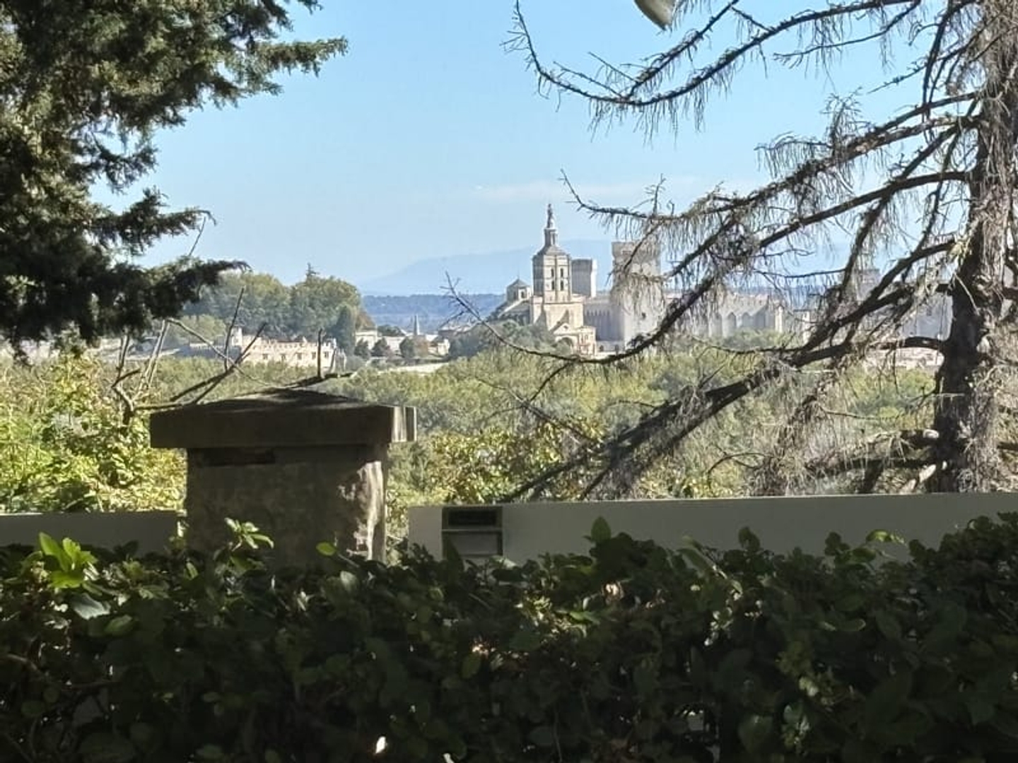 Maison à vendre - 4 pièces - 83m2 - Villeneuve-Lès-Av... (30400)