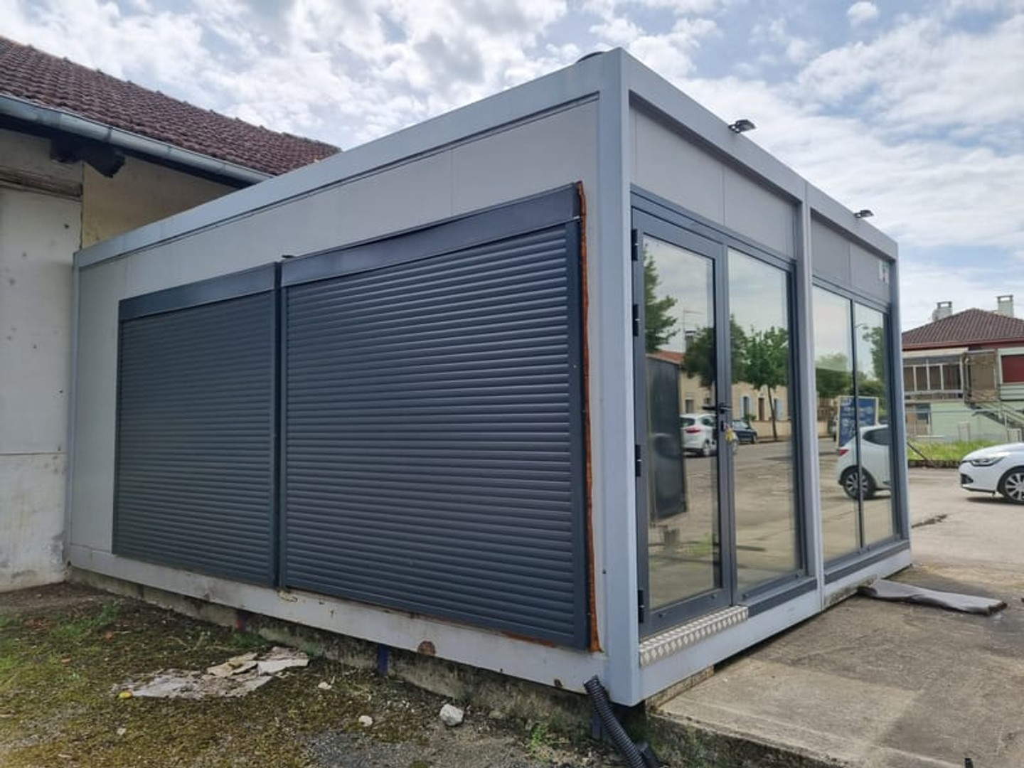 SEPTFONDS LOCAL COMMERCIAL 70 M2