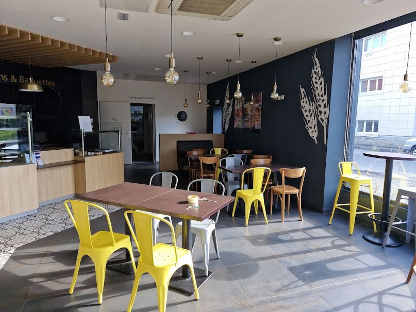 Local 200 m²