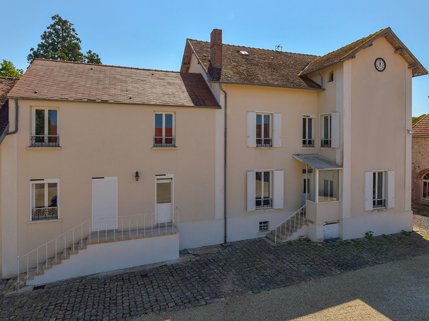 A VENDRE - Maison de maître de près de 300 m² à 5mns de LIEUSAINT