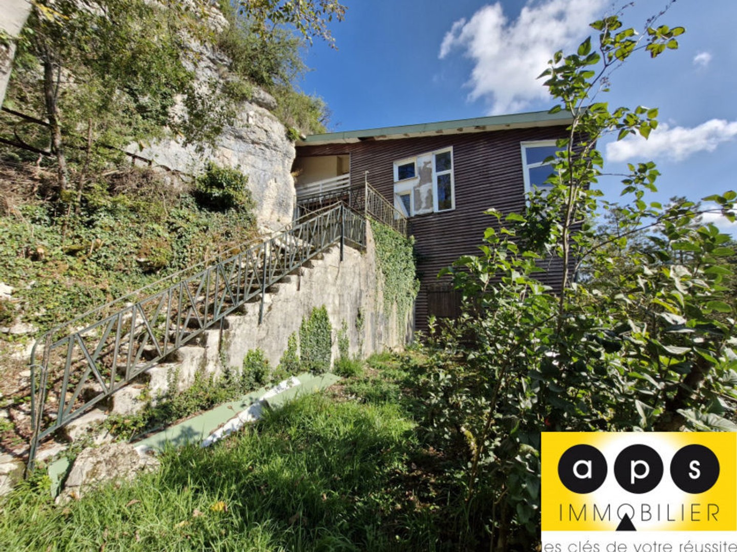 Immeuble 9 pièces 180 m²