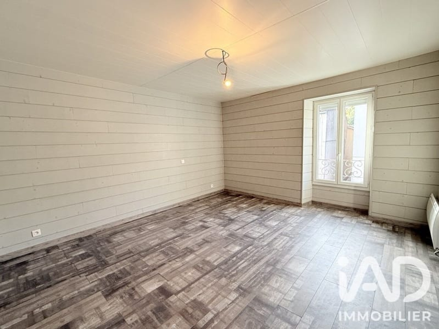 Immeuble à vendre - 73m2 - Le Champ-Saint-Père (85540)