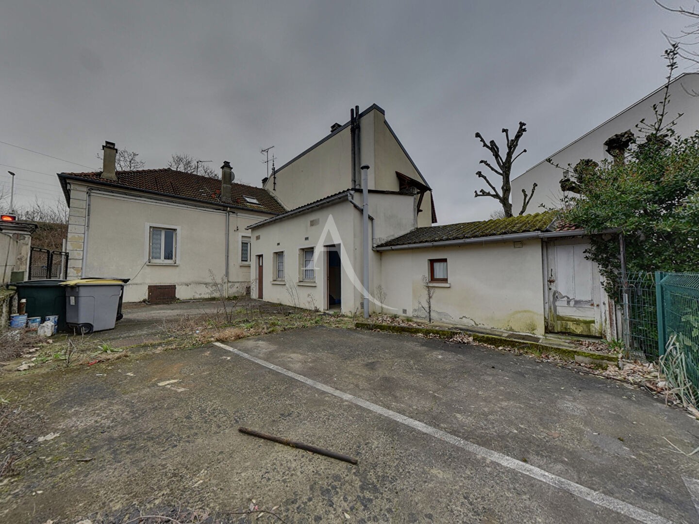 Hôtel 6 pièces 117 m²