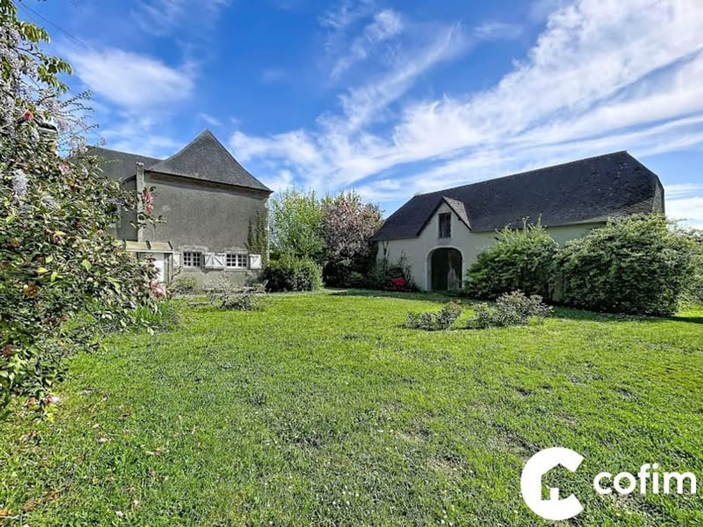 Maison à vendre - 7 pièces - 260m2 - Serres-Castet (64121)