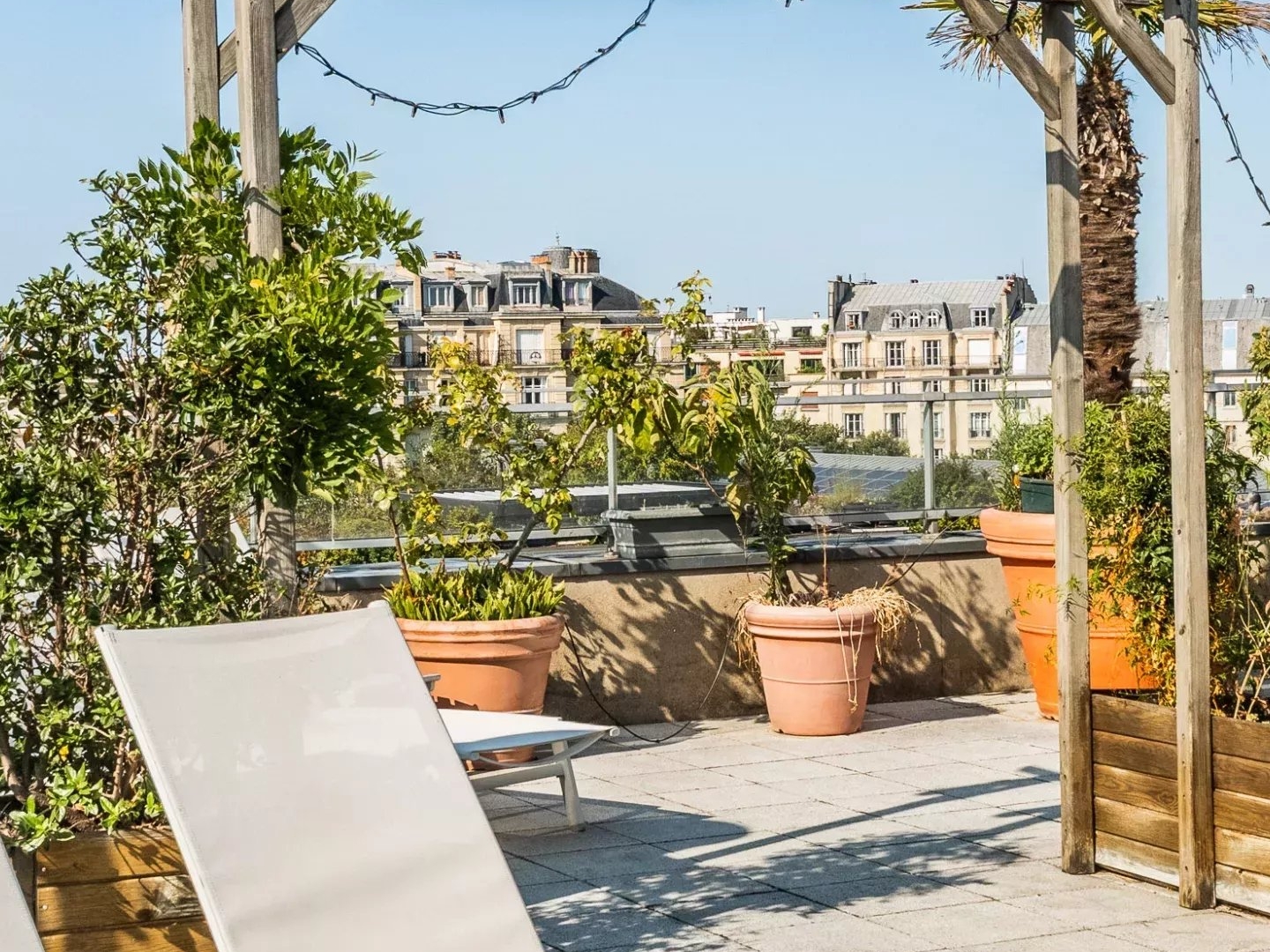 Neuilly - Pasteur - Cinq chambres et un bureau