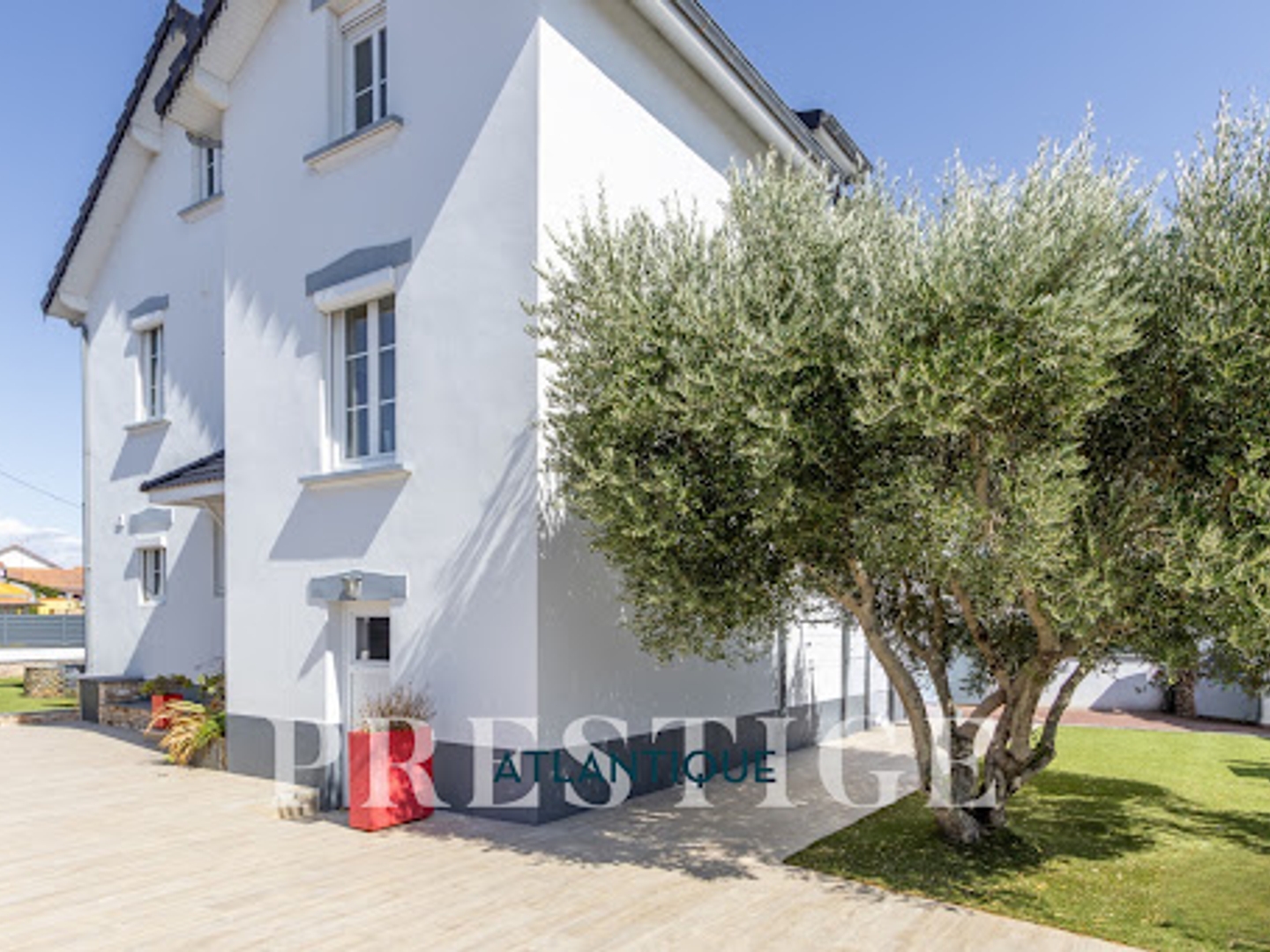 Maison 10 pièces 175 m²