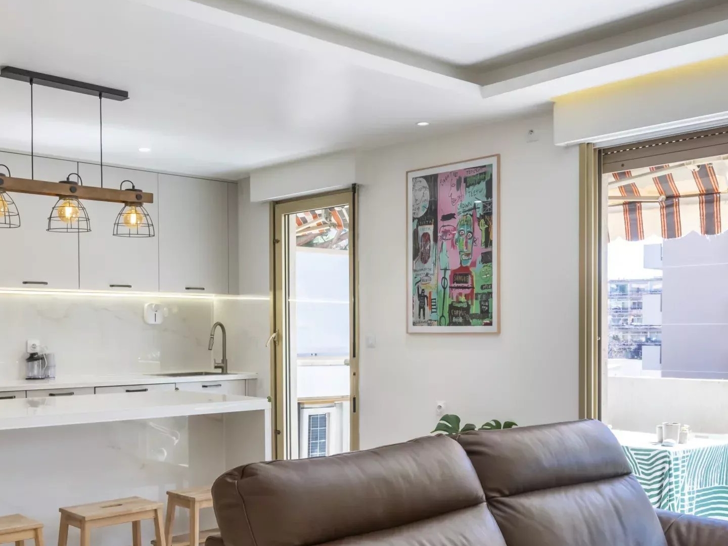 Appartement à vendre - 4 pièces - 93m2 - Saint-Laurent-Du-Var (06700)