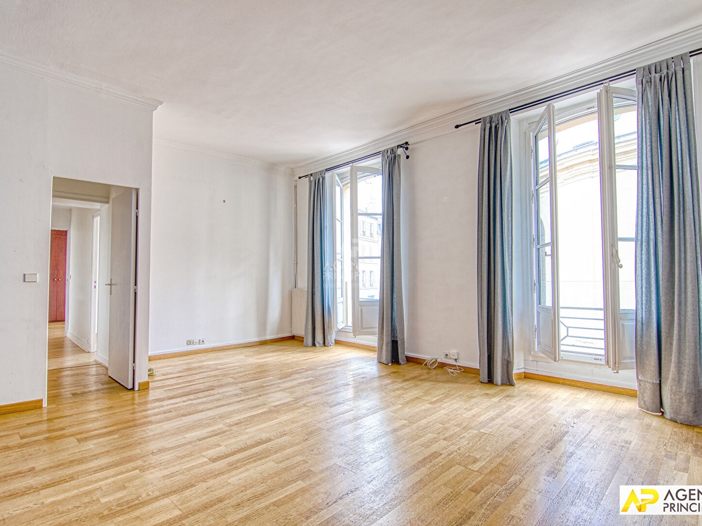 Versailles Notre-Dame Appartement 3 pièces 66,42 m² situé au 1er étage avec cave