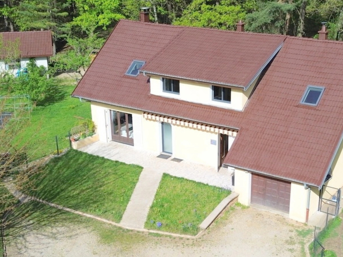 Maison à vendre - 5 pièces - 170m2 - Bourg-En-Bresse (01000)