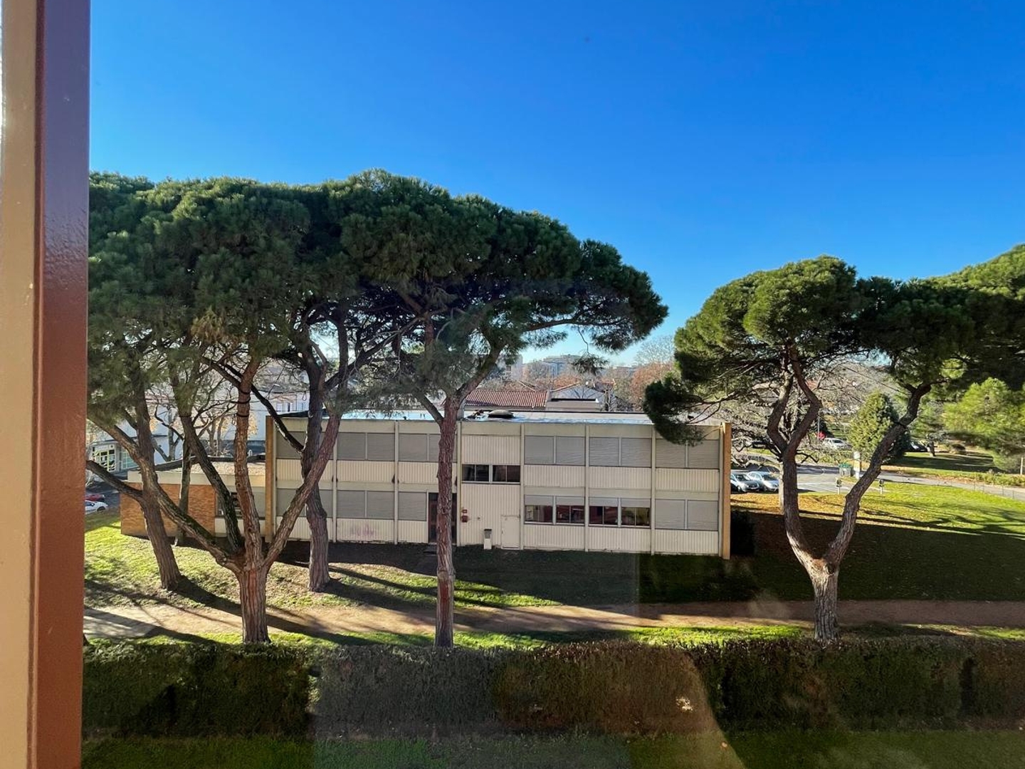 Colomiers centre, agréable T3 avec loggia et parking