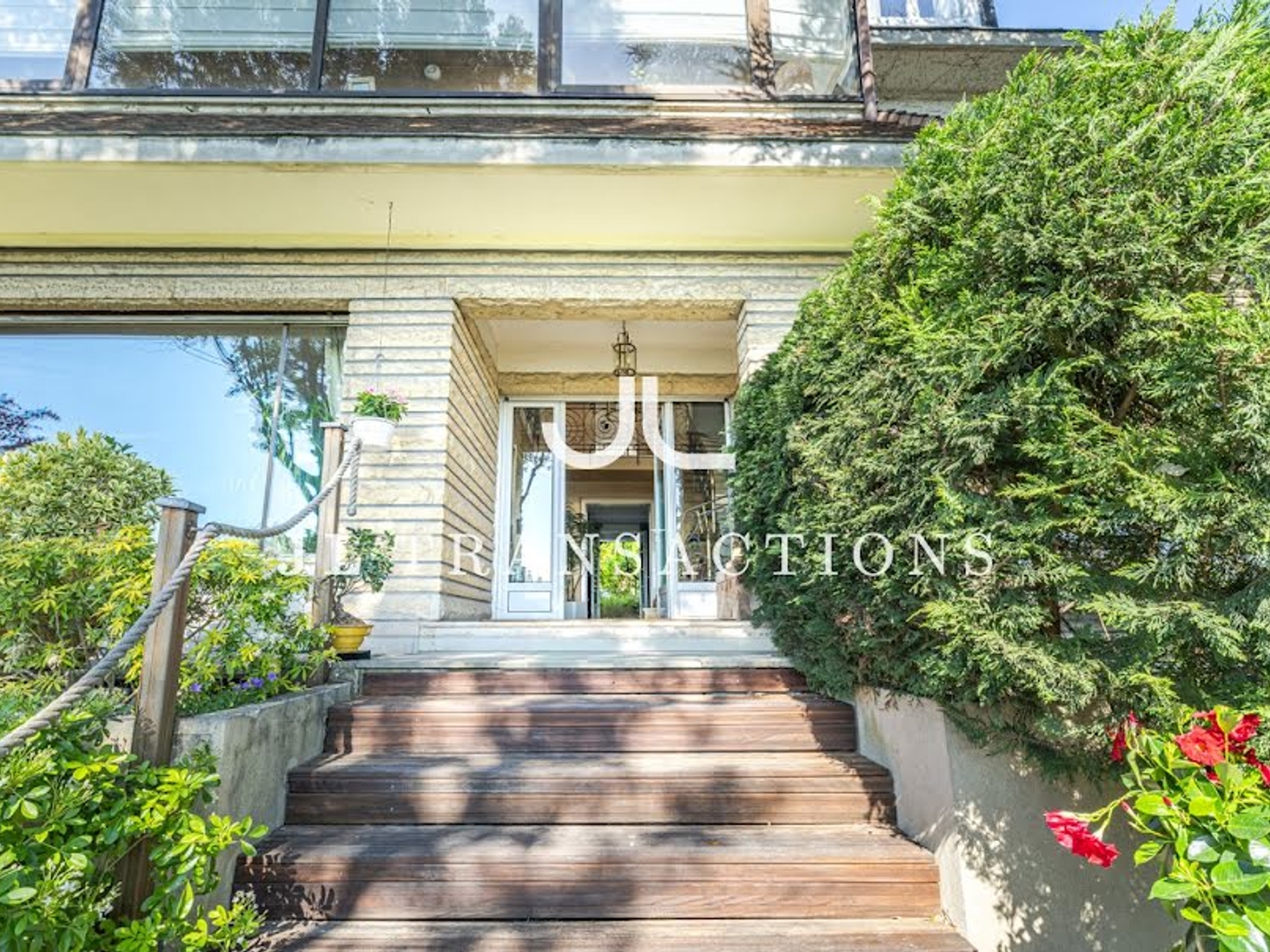 Maison à vendre - 10 pièces - 360m2 - Suresnes (92150)